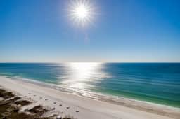 Set Sail Sandestin Condo Beach Pool Tram - Image 3