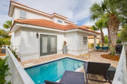 Seas The Day, House, Priv Pool & Beach, Golf Cart - Image 2