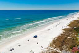 My Beach Alibi, Lakefront Home, Priv Pool & Beach - Image 2