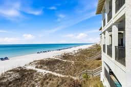 Kamps Baai, Beachfront Home, Golf Cart, 2 Pools - Image 2