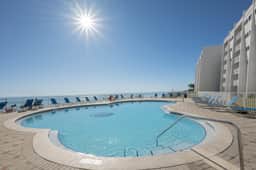 Summer Lovin’ Beachfront Condo, Pool, Tennis Courts - Image 3