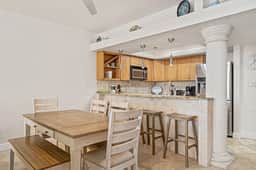 Sunset Dreams, East Pass Towers Condo, Pool, Hot Tub, Sundeck - Image 5