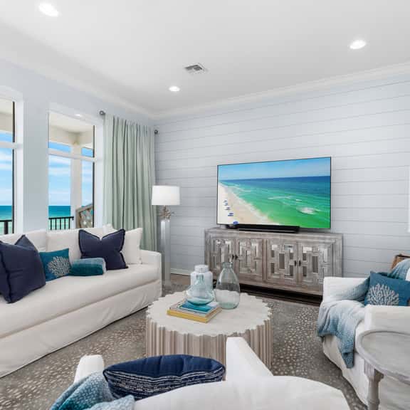 SAND-orini SEA-renity, Beachfront Penthouse Condo, Pool - Image 1