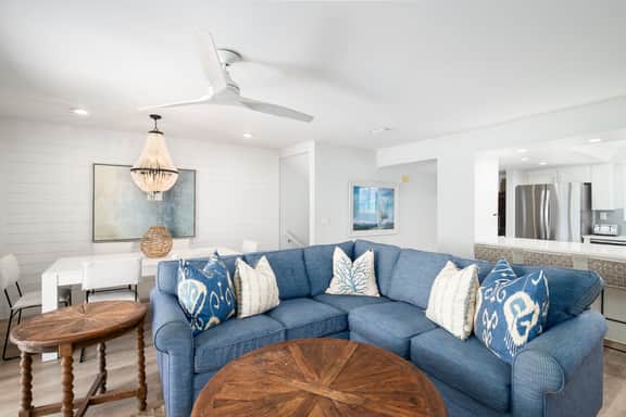Sunset Cabin, Beachfront, South Bay, Pool - Image 4