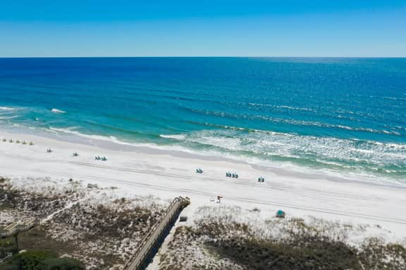 Aubreeze of Summer, Priv Pool & Beach, Golf Cart - Image 2